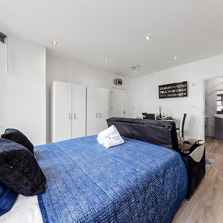 Comfy 1Bdr - 30Mins To Central Ldn - Parking The Hyde Kültér fotó